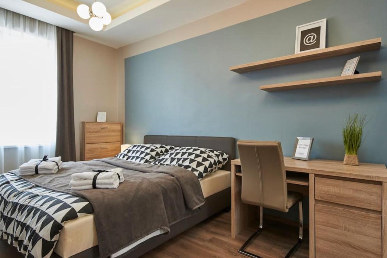 ORANGEHOMES Fantastic 3 bedrooms apartment Dohány street Budapeste Exterior foto